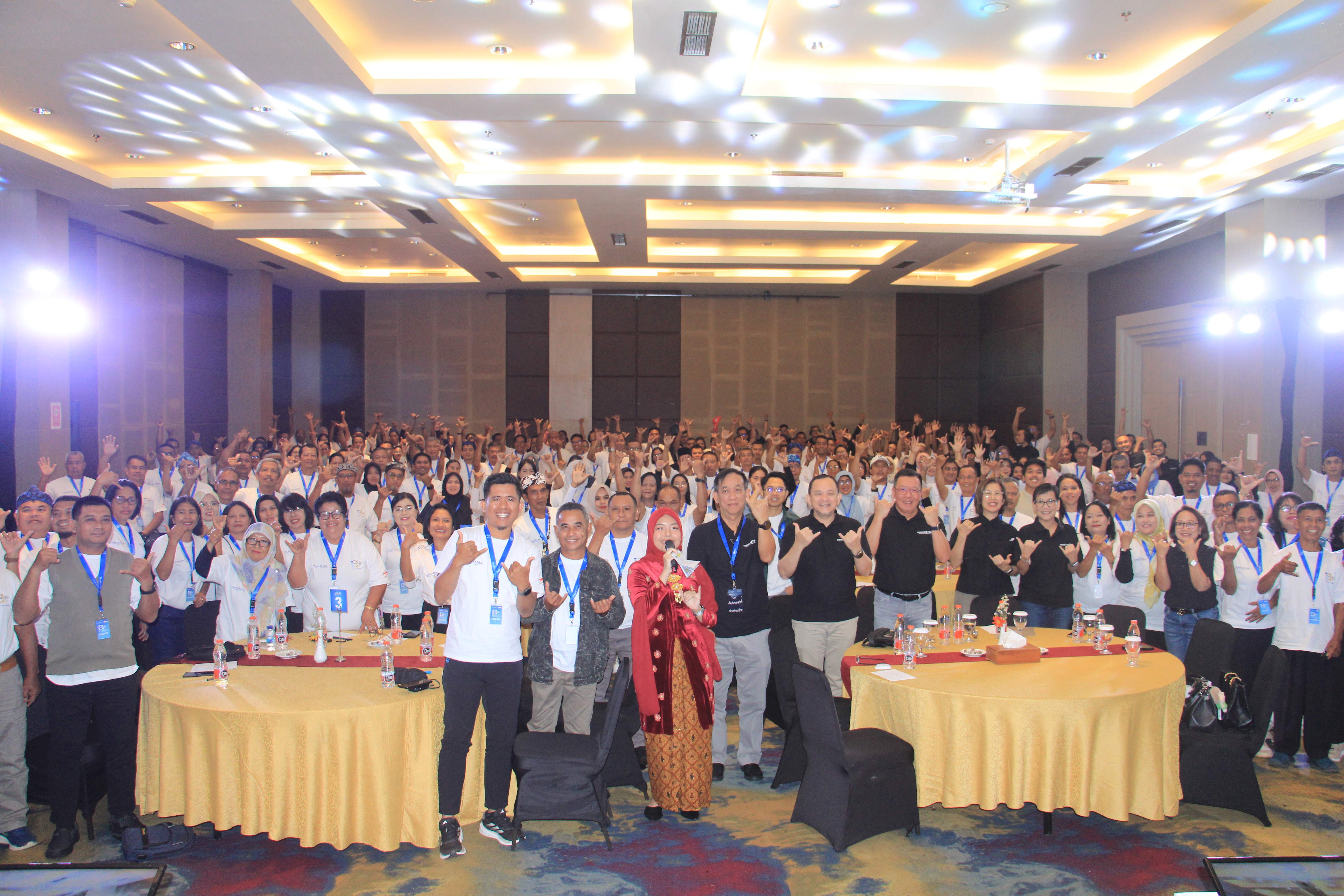 Potret Kebersamaan di Forum Komunikasi Sekolah Binaan XII 2025